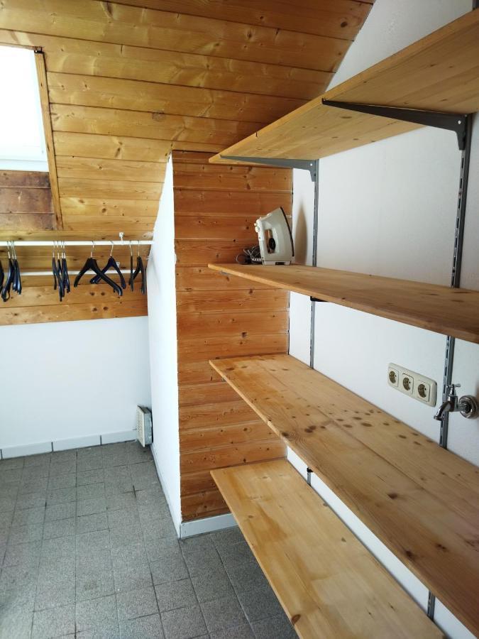 Winzer Aussergewoehnliche Atelierferienwohnung Mit Balkon An Der Donau מראה חיצוני תמונה