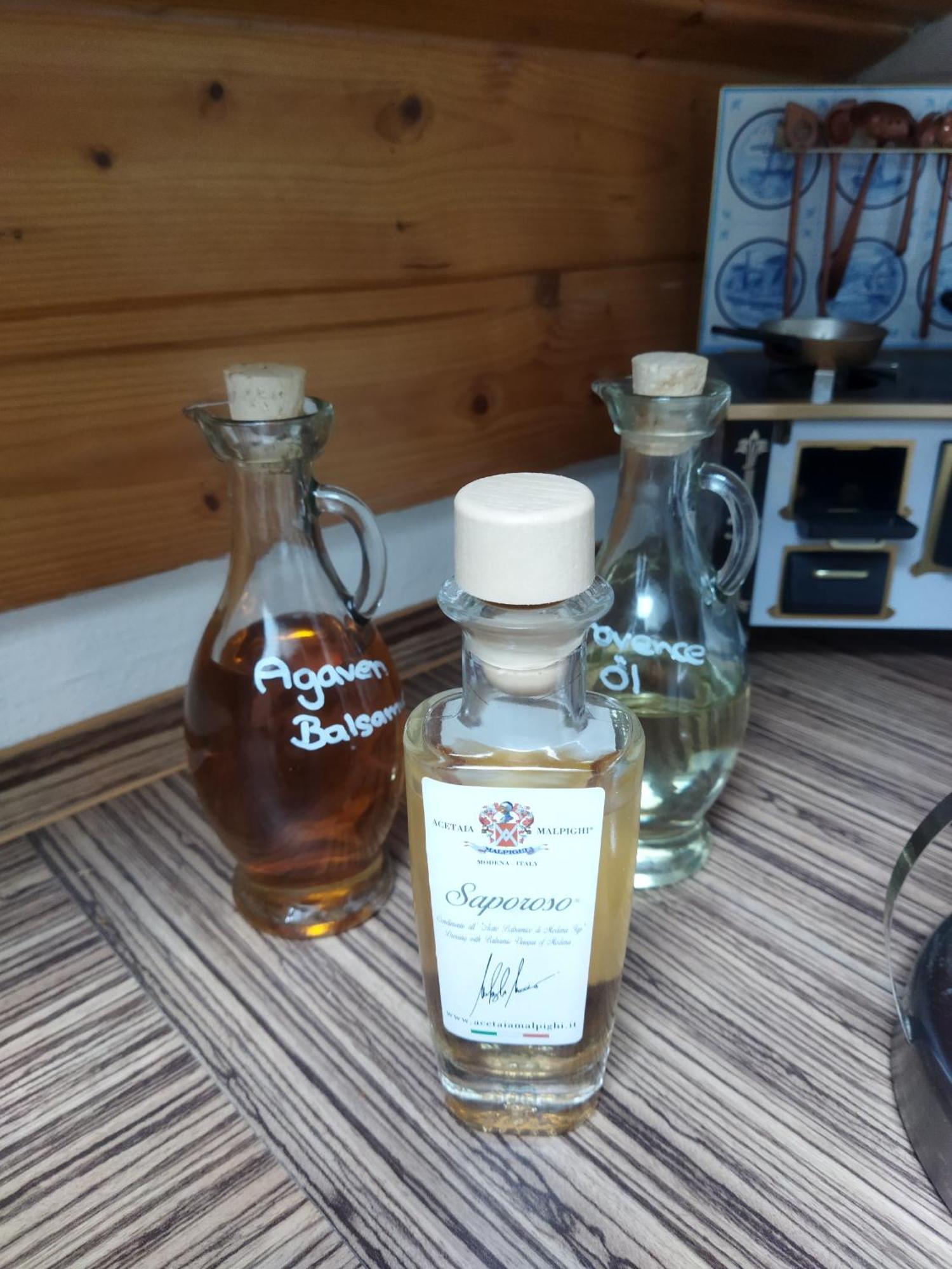 Winzer Aussergewoehnliche Atelierferienwohnung Mit Balkon An Der Donau מראה חיצוני תמונה