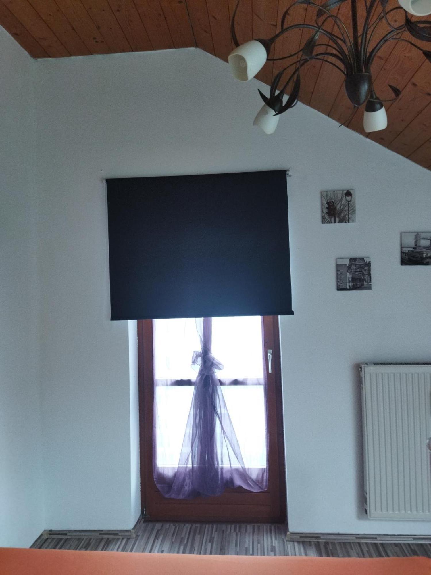 Winzer Aussergewoehnliche Atelierferienwohnung Mit Balkon An Der Donau מראה חיצוני תמונה