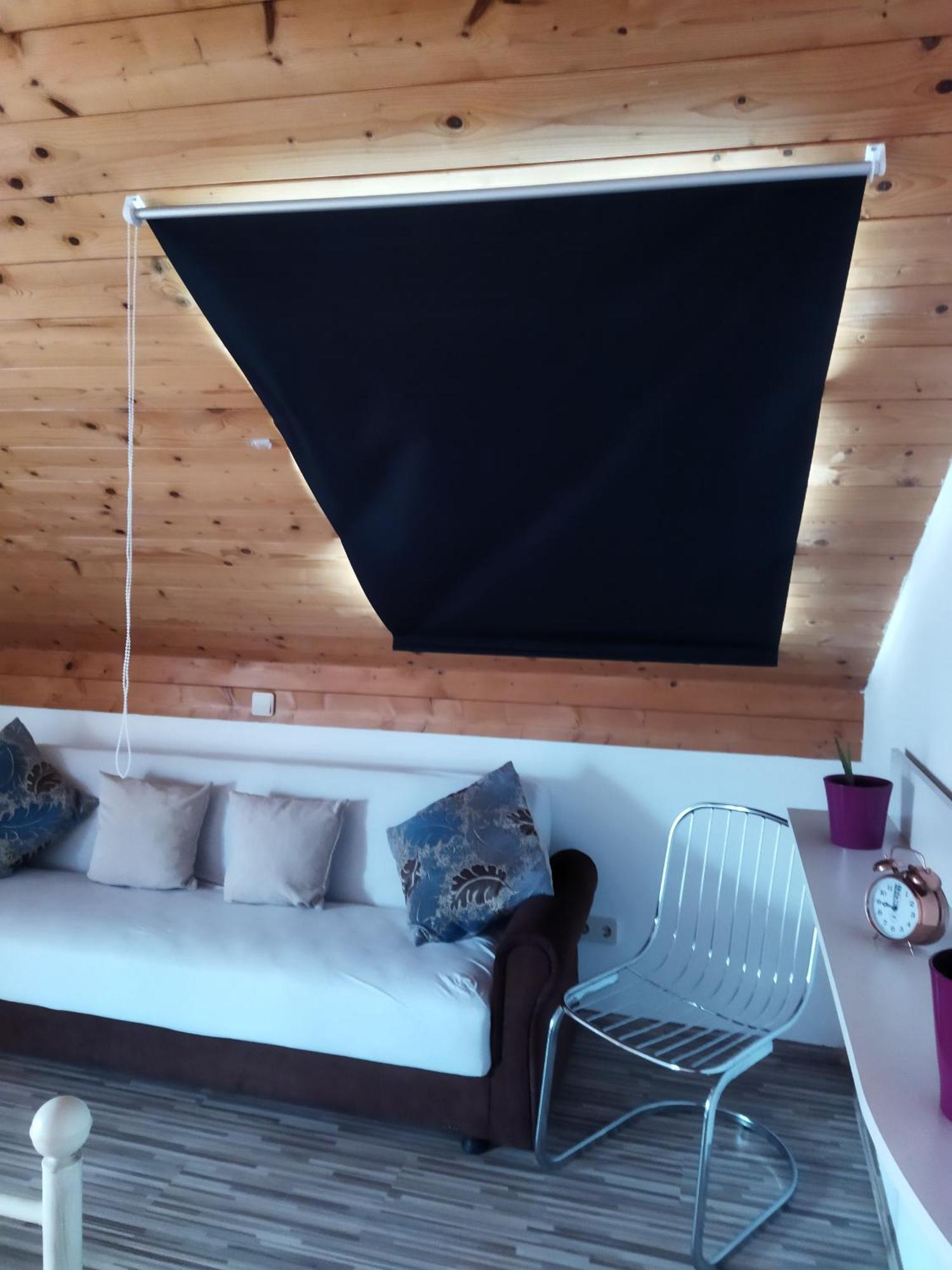 Winzer Aussergewoehnliche Atelierferienwohnung Mit Balkon An Der Donau מראה חיצוני תמונה